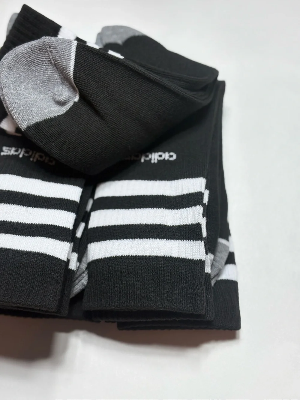 adidas Men's Black and White 3-stripe roller Athletic Crew Socks - 6 Pack